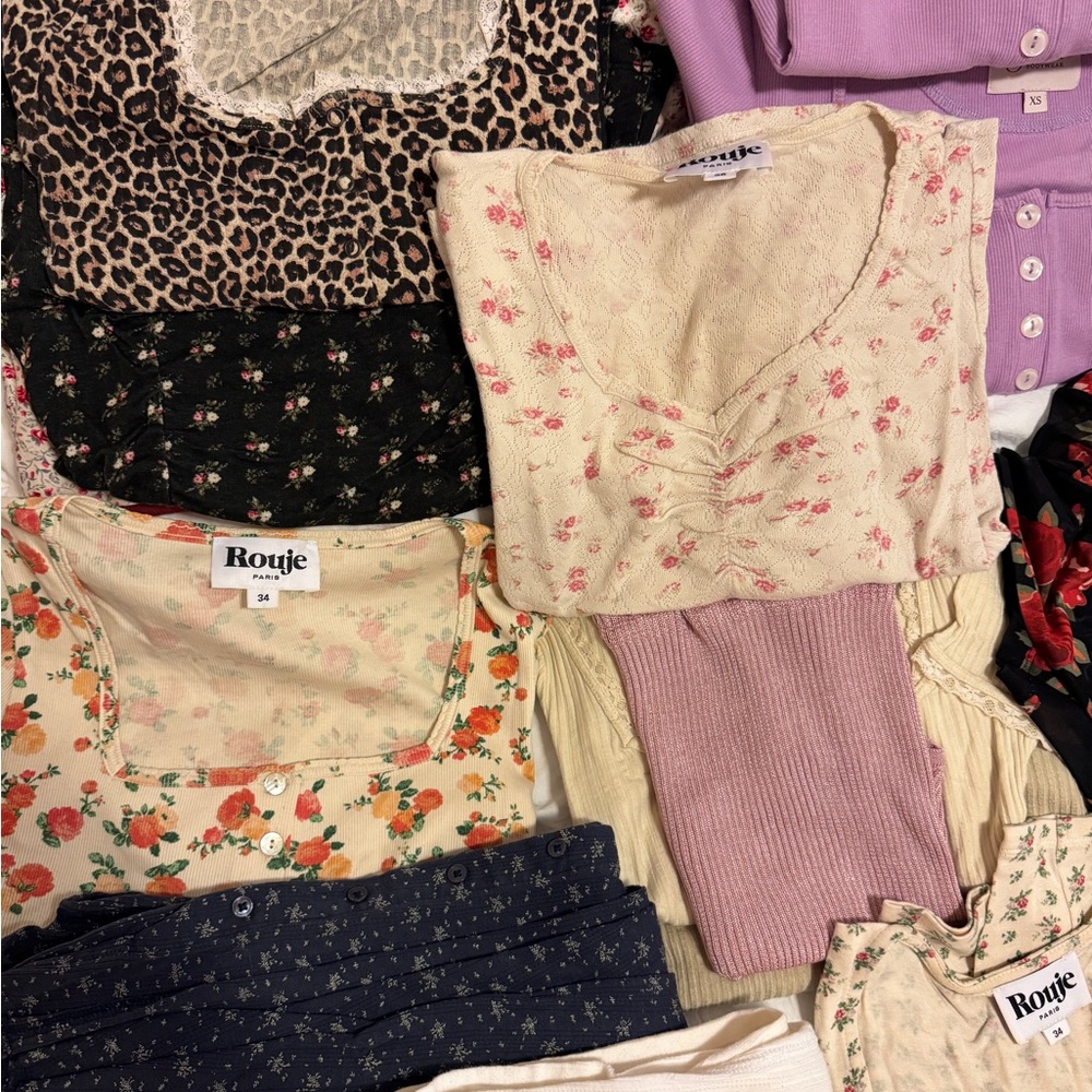 Rouje, and Nalu Long Sleeves XS, S - more listings on the way(I have to sleep)